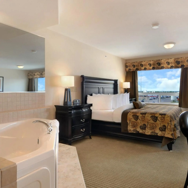 Ramada by Wyndham Wainwright