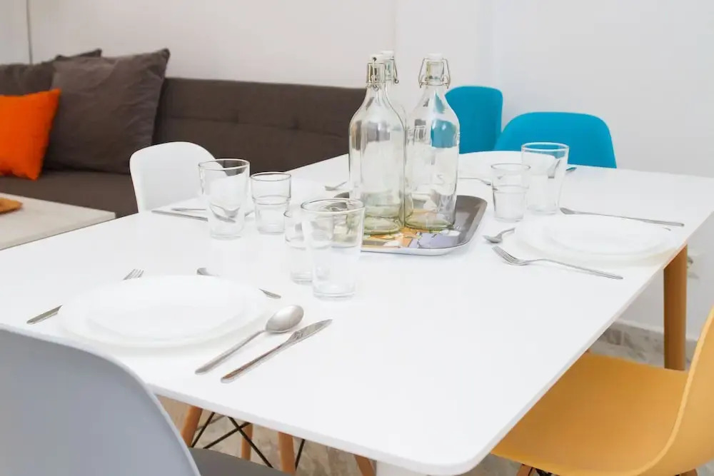 Spacious and Bright Apartment by La Recepción