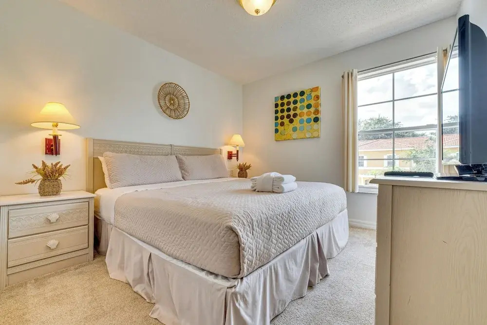 Townhouse in Lake Berkley Resort! 5 Mi to Old Town