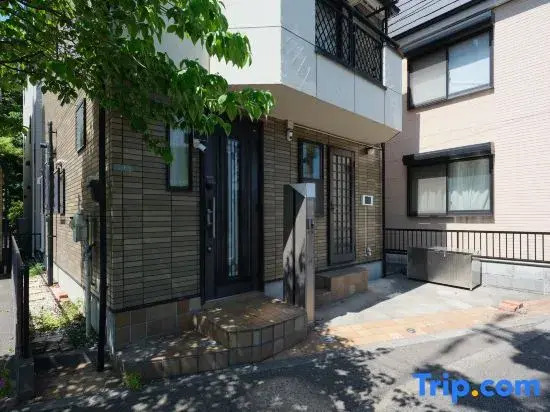 Setagaya Family House