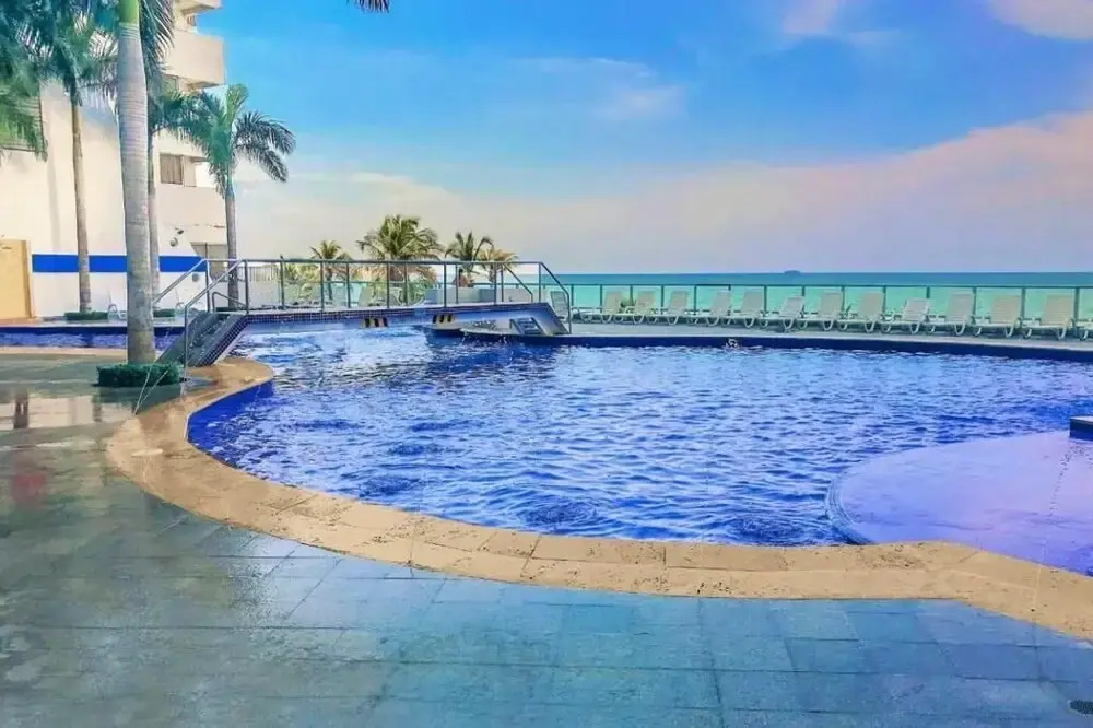 2P1-15 Apartamento frente al mar