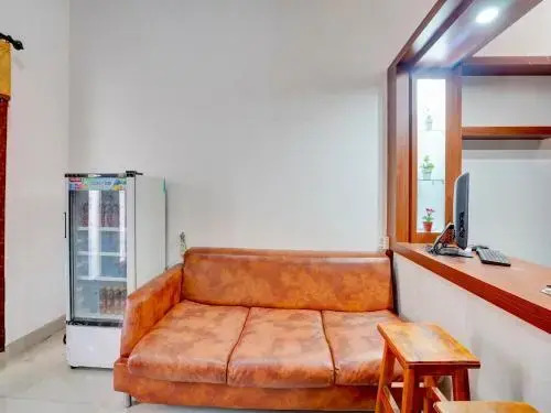 Airport Village Juanda by OYO Rooms