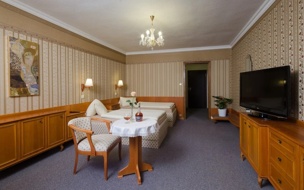 Hotel Ostrov