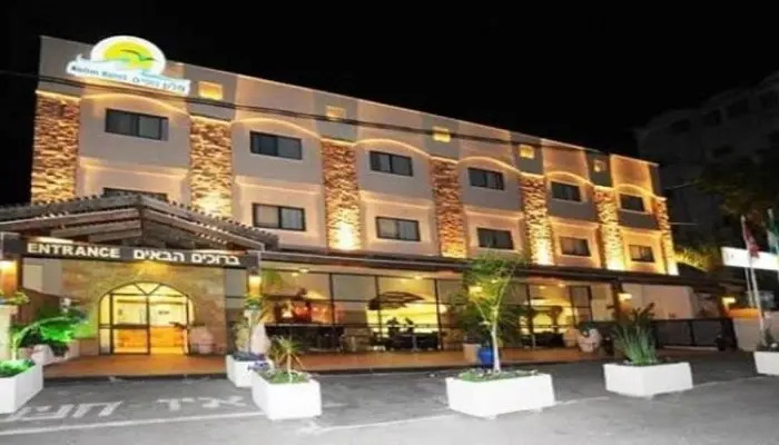 La Perla Hotel