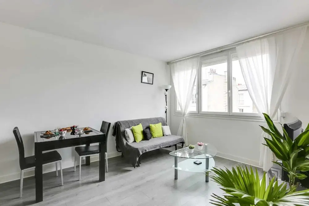 Bright Flat for 4 Person 5 Mins From Parc Montsouris