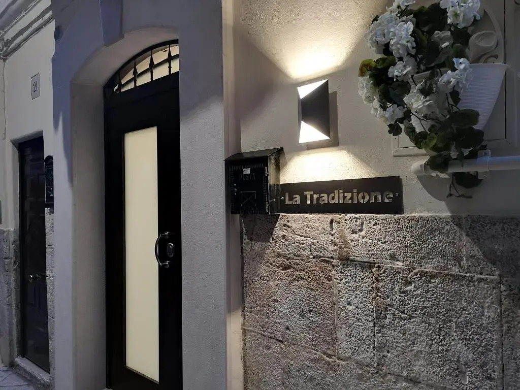 La Tradizione