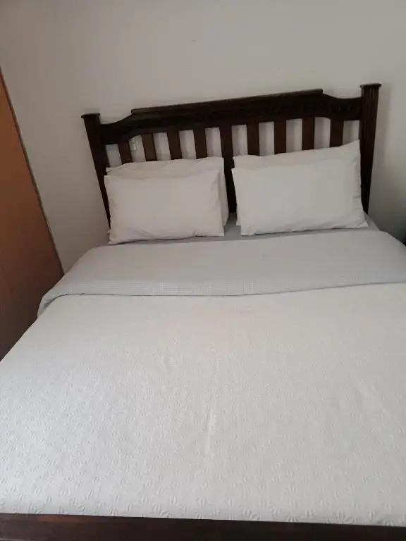 Lovely ensuite studio apartment, with free wi-fi.