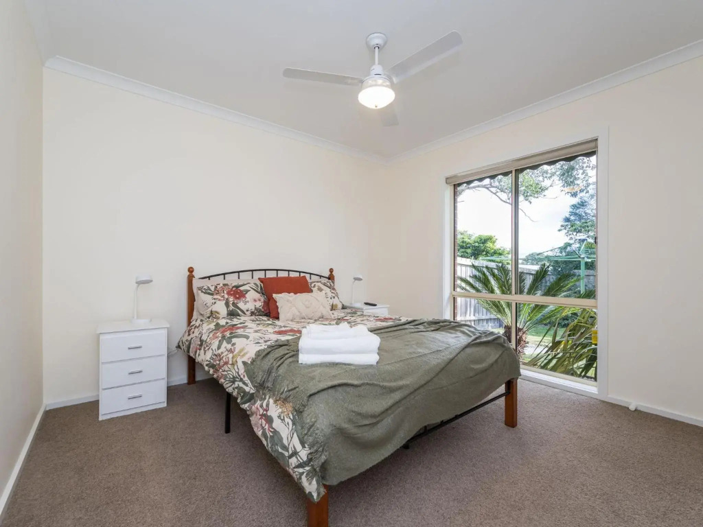 WOODLAND HEATH ESCAPE PET FRIENDLY WIFI AND LINEN Inc