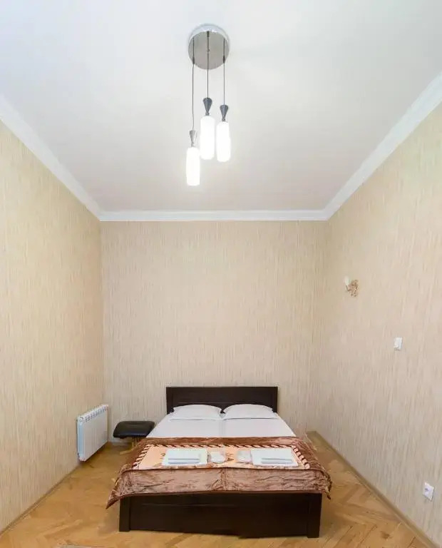 88 Davit Aghmashenebeli Avenue