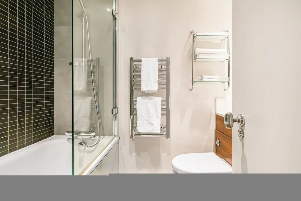 Knightsbridge Home Views Over Hyde Park