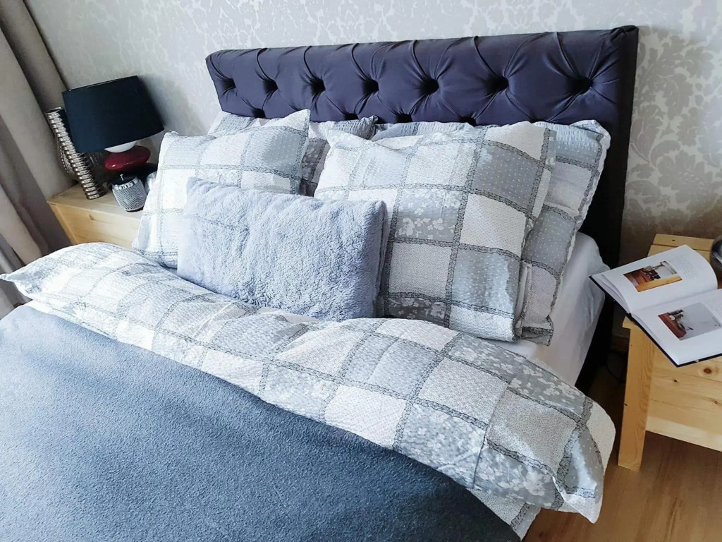 Warsaw King Size Apartment