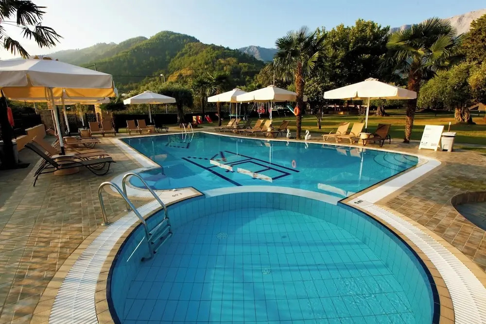 Ariadni Hotel Bungalows