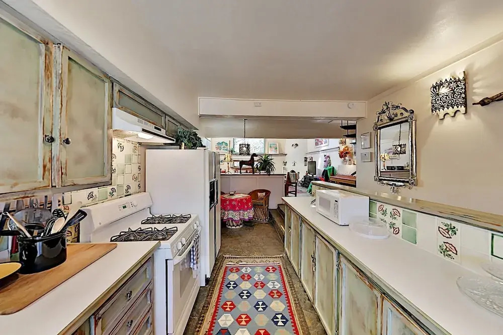 1 Block To Plaza! Rio Grande By Inger Jirby 1 Bedroom Duplex