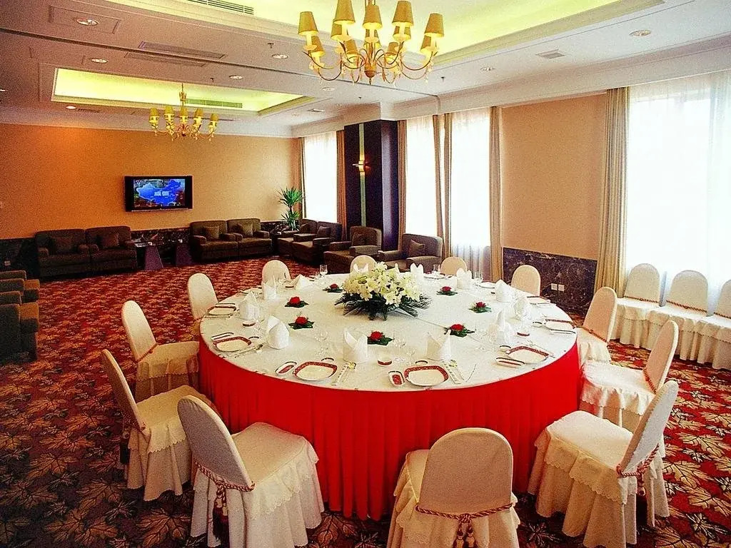 Rong Qiao Hotel