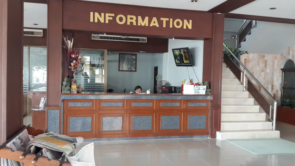 Win Hotel