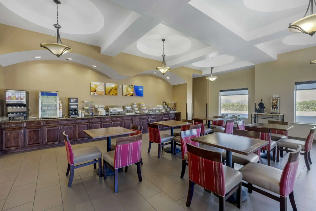 Comfort Suites Benbrook - Fort Worth Southwest