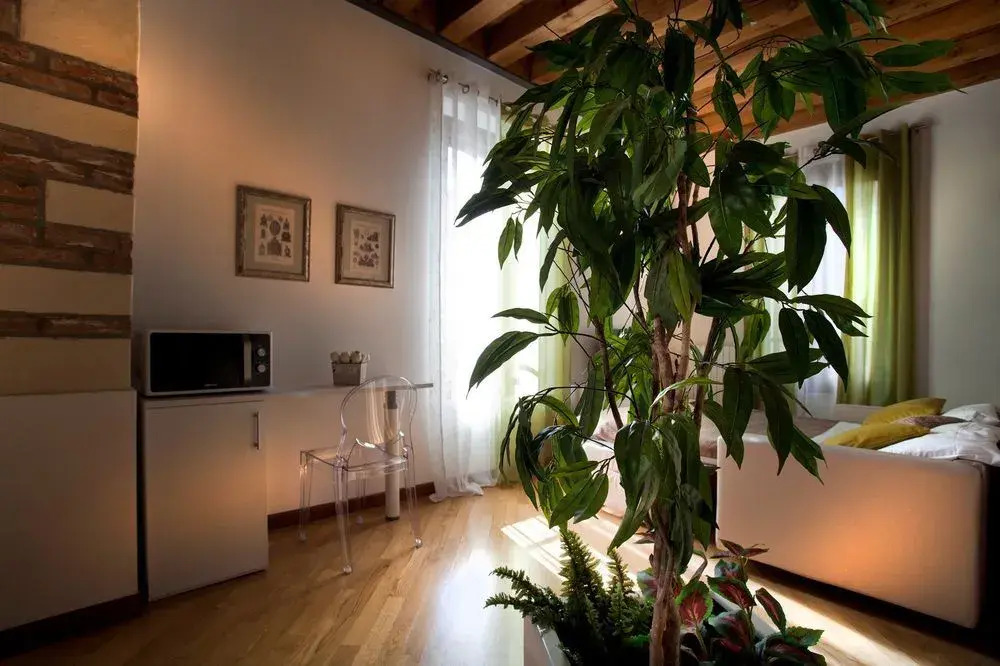 Verona For Rent Topazio