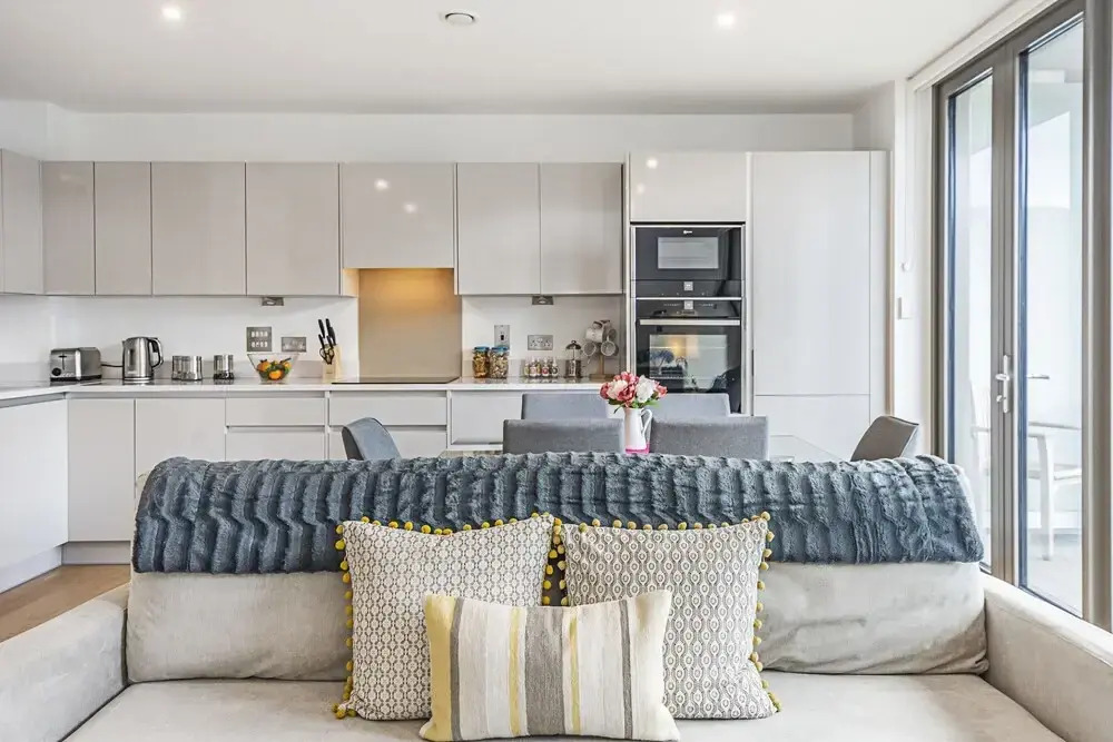 Stunning Brand New Westminster Apartment