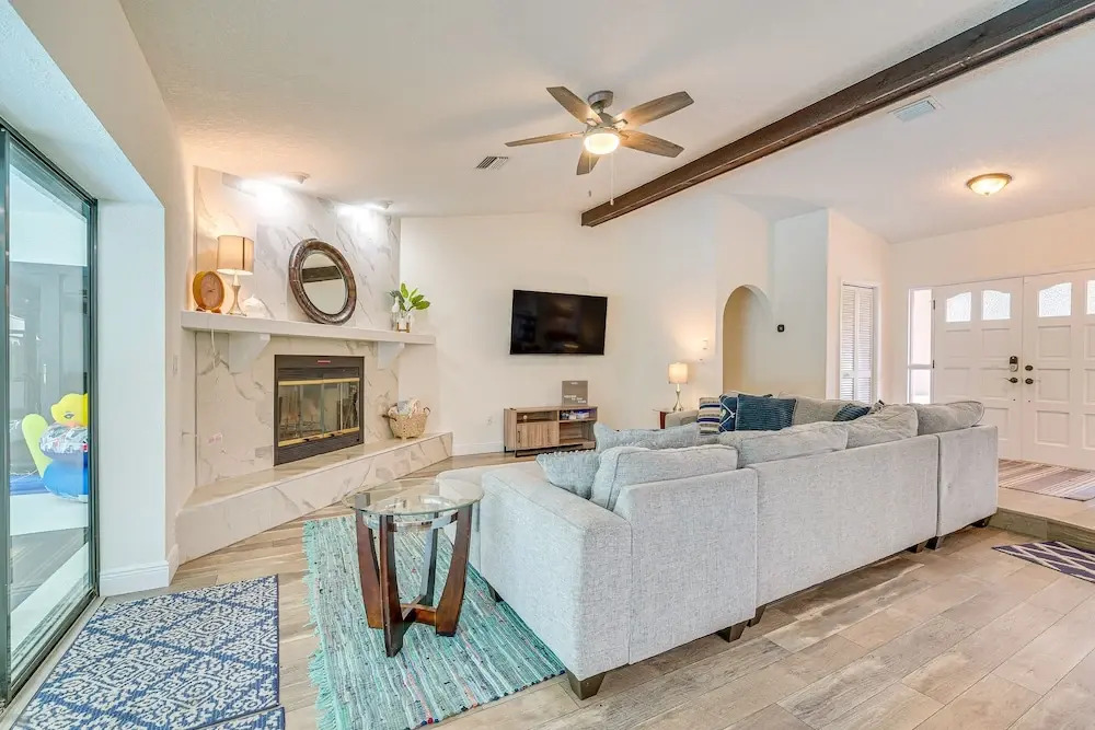 Spring Hill Retreat W/ Pool: 7 Mi To Weeki Wachee!