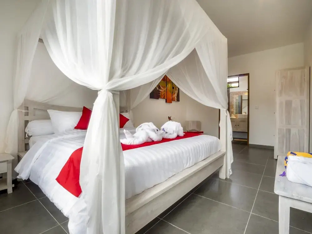 Villa Wiana by Villa Finder