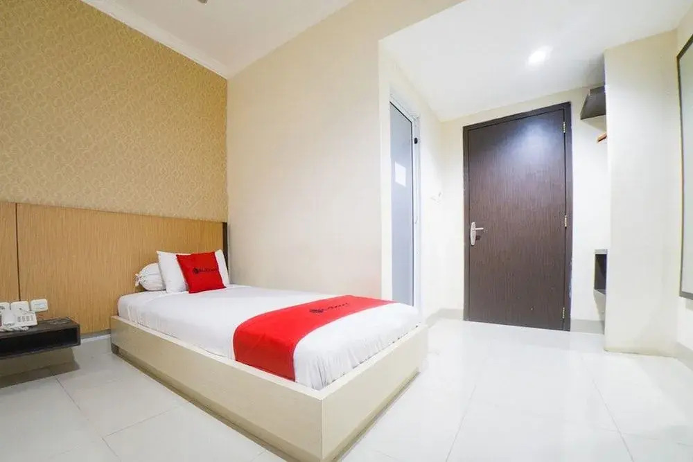 RedDoorz @ Boulevard Panakkukang Mas