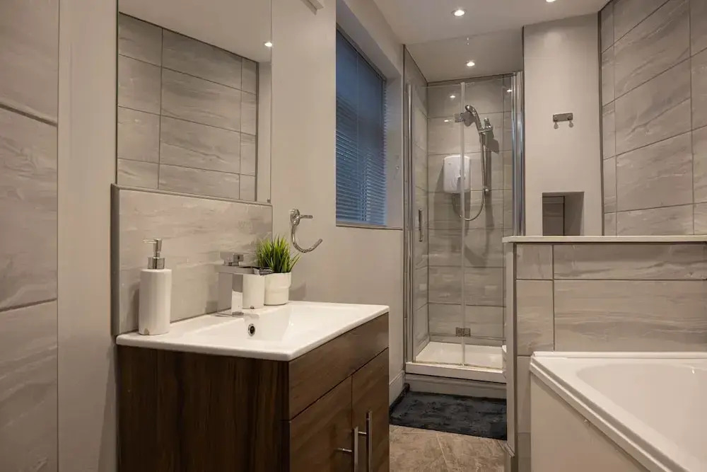 Bespoke 2-bed House in Stoke-on-trent