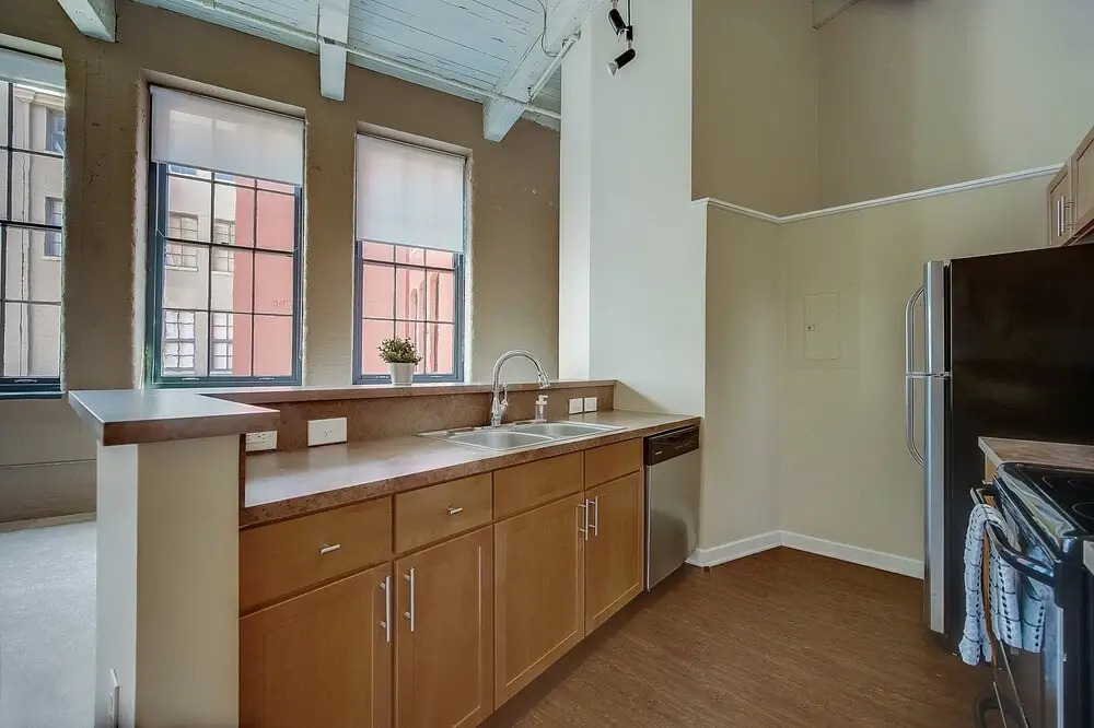 FRONTDESK Sycamore Place Apts Downtown Cincinnati