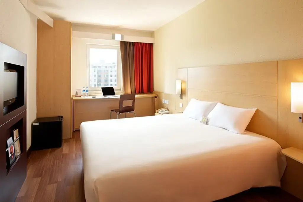 Ibis Shanghai JinshaJiang