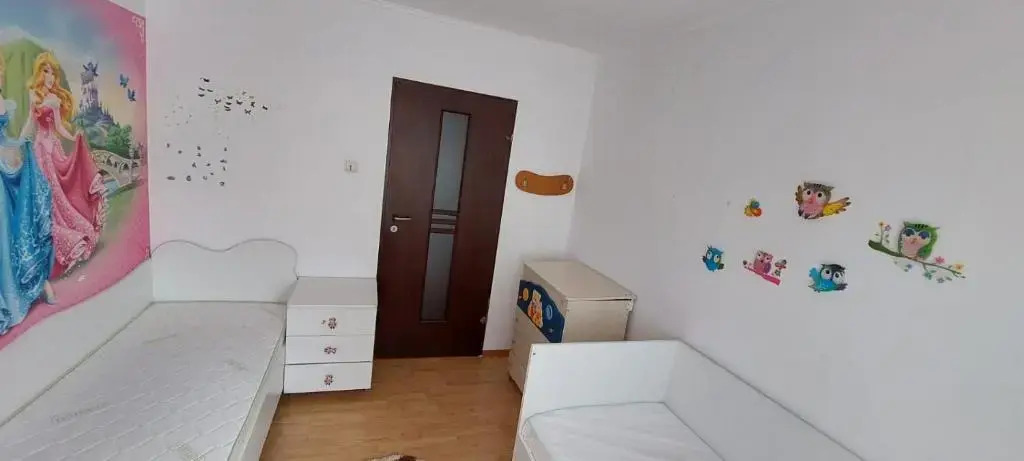 Apartament 4 camere