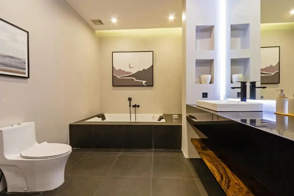 Villa MJ, One of a kind 4 bedroom with incredible views