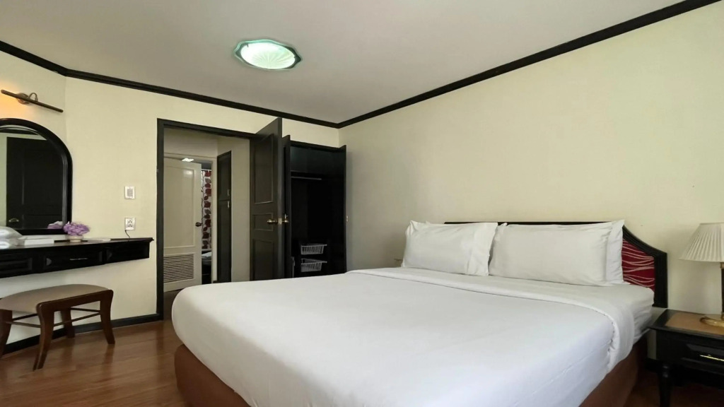 Yellow Ribbon Hills Boutique Suites