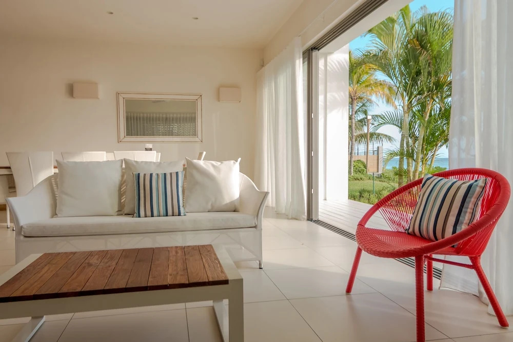 Cap Ouest Luxury Beachfront