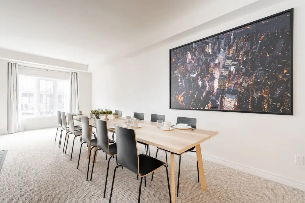 Gorgeous Brand New Spacious Town House