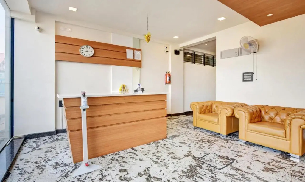 Itsy Hotels ShreyS Inn Mallandur Road