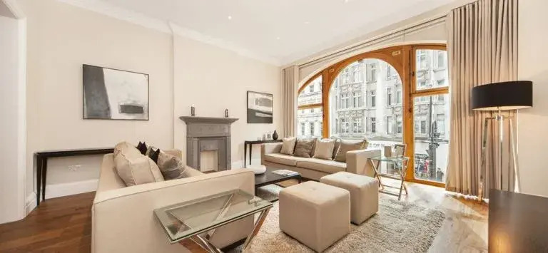 LVE- Oxford Street Apartments