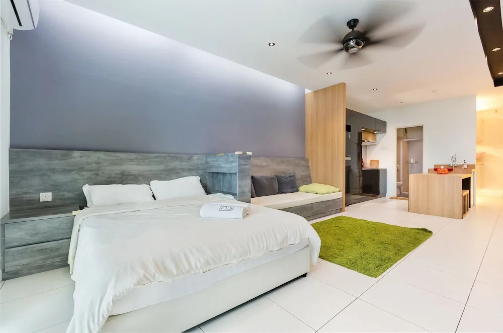 Akademik Suite - Economy by RR JBcity