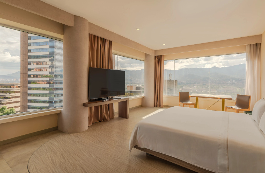 V Grand Hotel, a member of Radisson Individuals