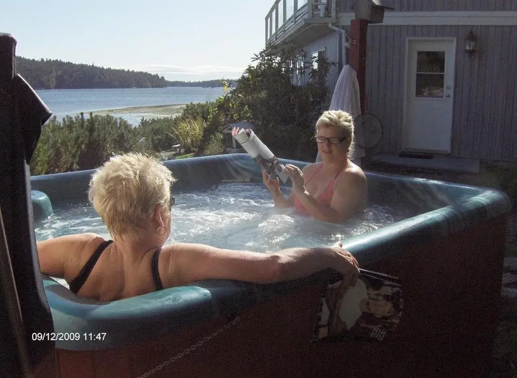 Beach House Salt Spring