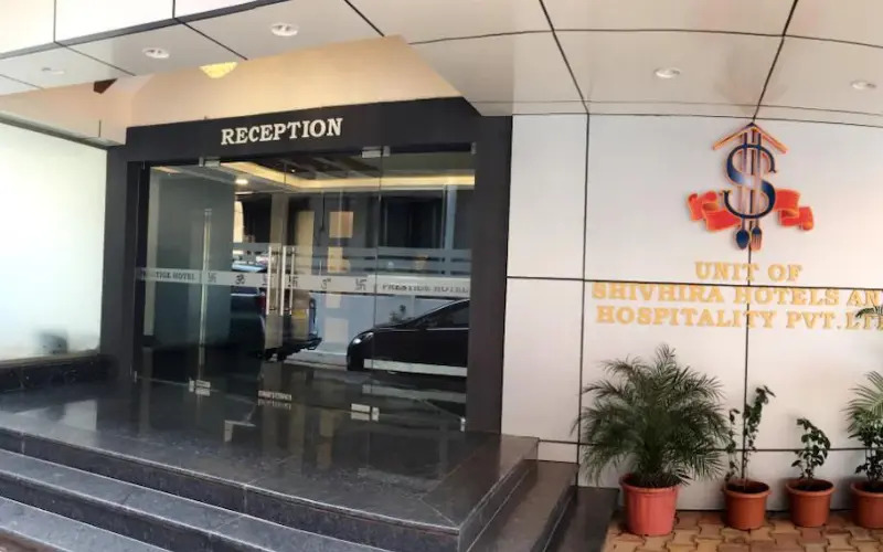 Fabhotel Prestige