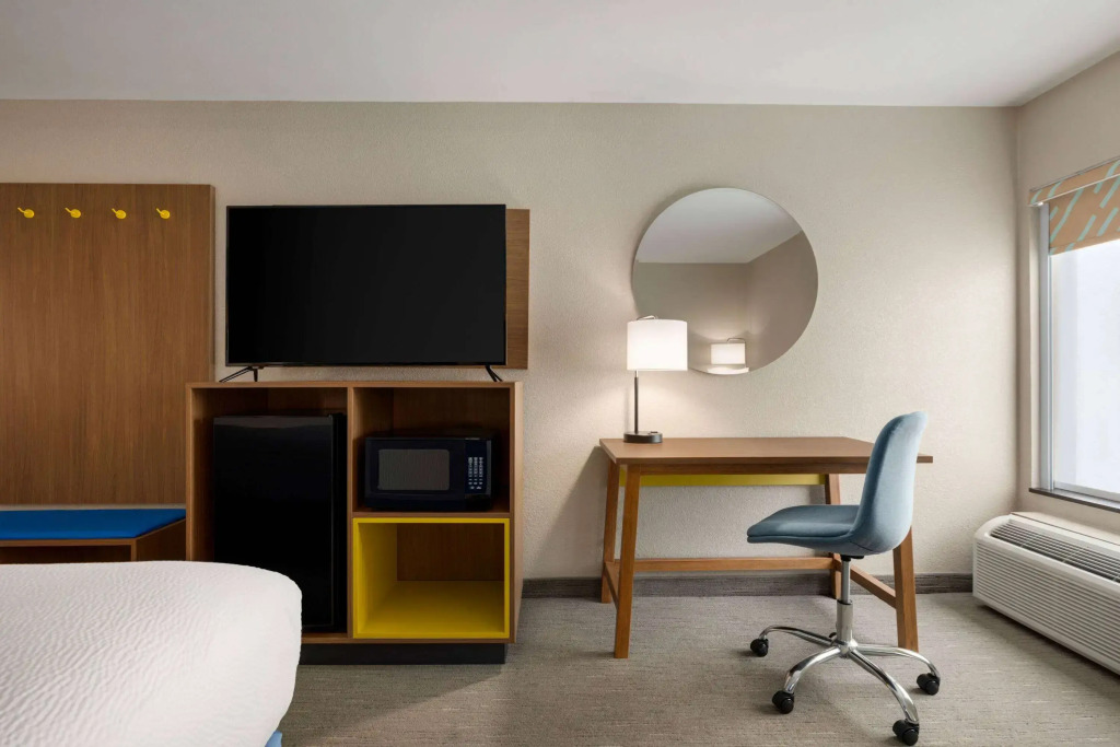 Days Inn by Wyndham Hillsboro