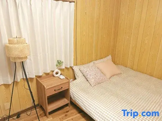 YUME Tengachaya | 60m Japanese-style detached house (two floors)  Direct to KIX & Namba | 3 Lines