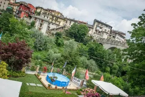 Al Paschè
