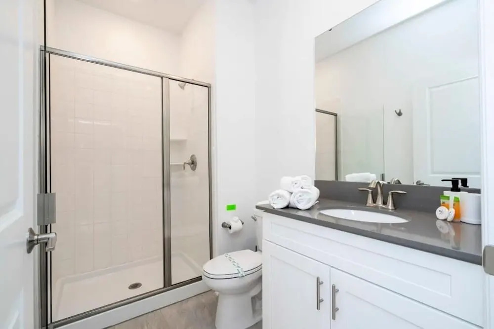 Luxury Family Townhouse w/ Resort Pool at Storey Lake