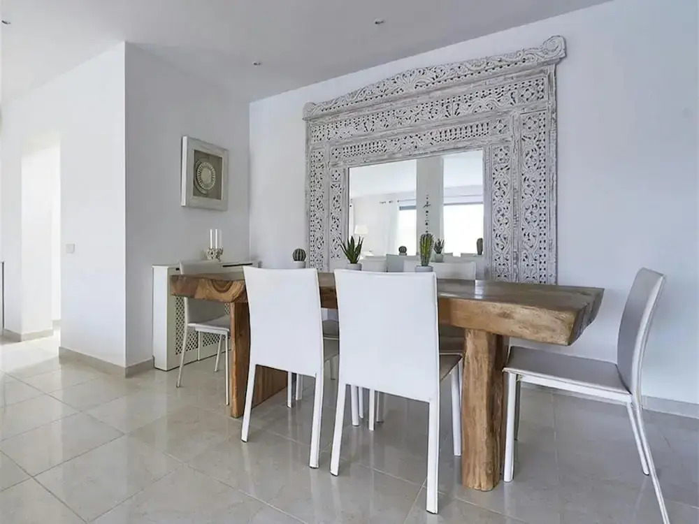Villa in Porroig with Stunning Sea Views