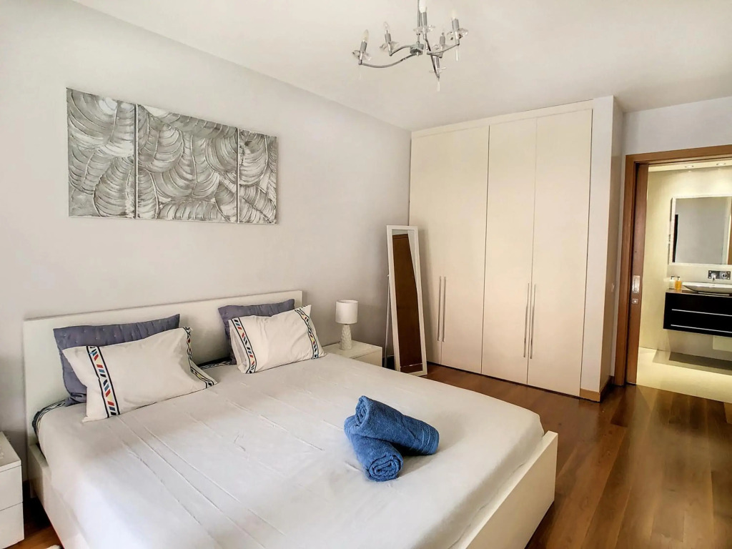 Samya Apartment by MHM