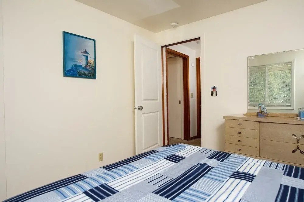 The Lighthouse in Lincoln City 2 Bedrooms 2 Bathrooms Home