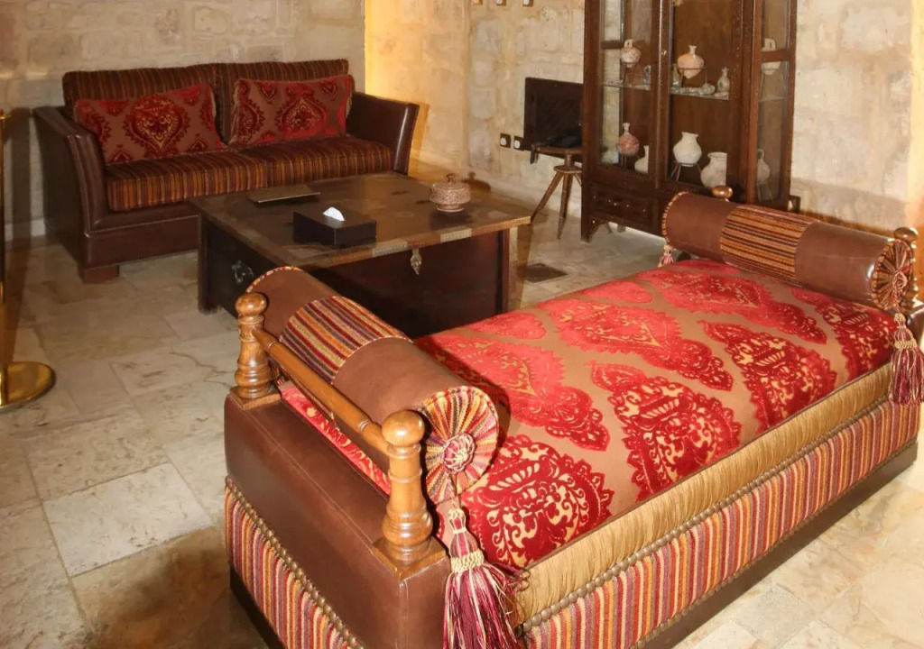 Assaha Hotel