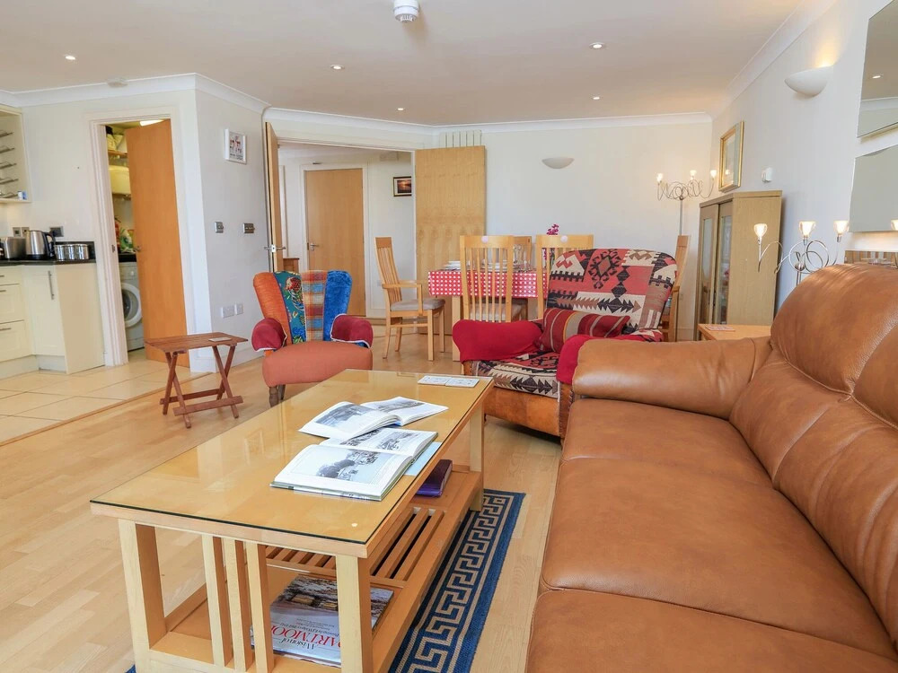 5 Thurlestone Beach