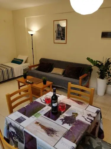 Demetris Apartments