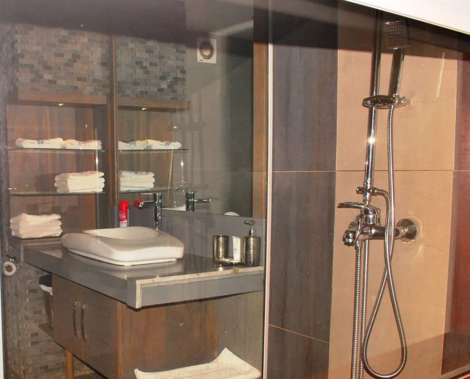 Отель Fairway Hotel & Spa